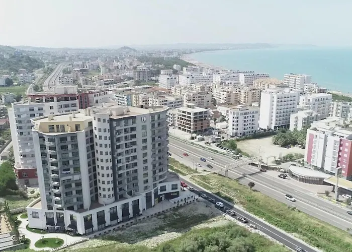 アパート Eden ゴーレム